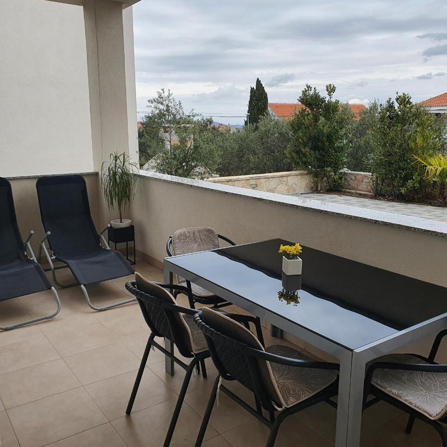 Apartments Marti Murter Luaran gambar
