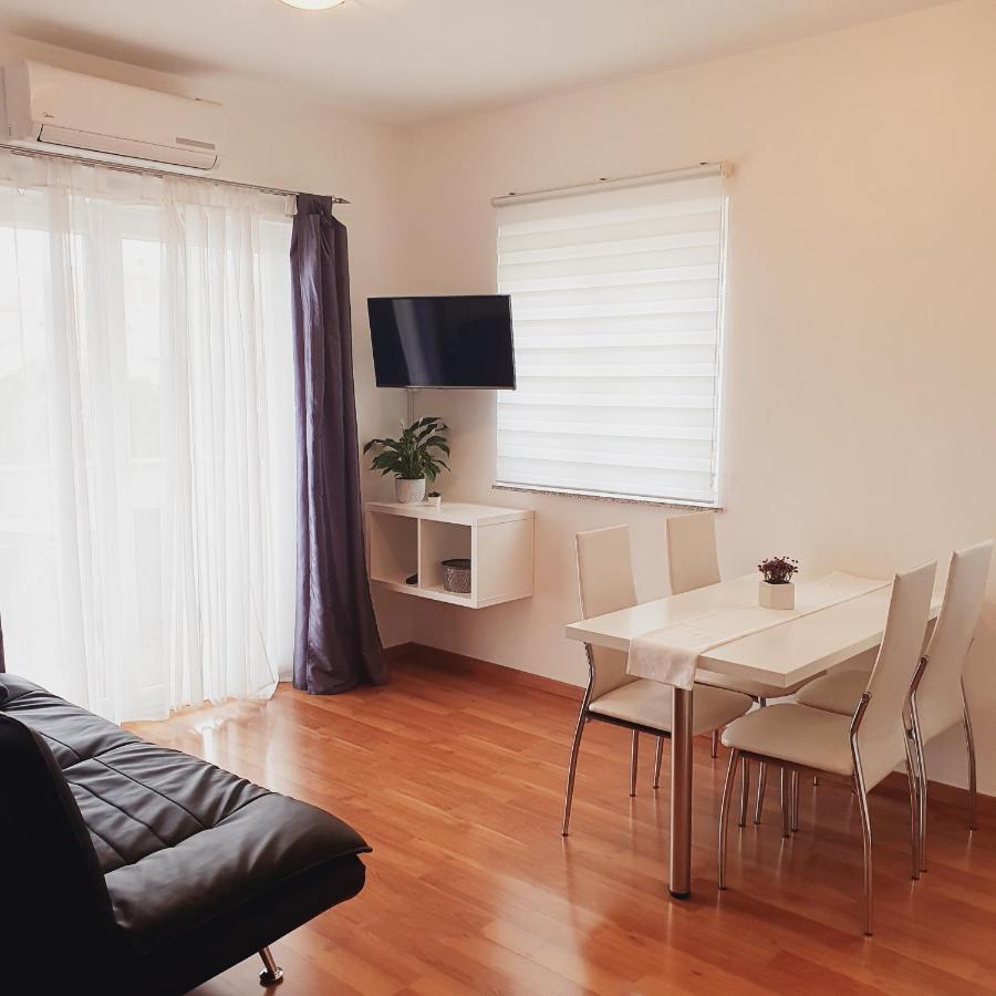 Apartments Marti Murter Luaran gambar